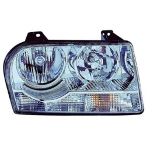 2005 CHRYSLER 300 DRIVER SIDE HALOGEN HEADLIGHT LENS AND HOUSING – CH2518111C