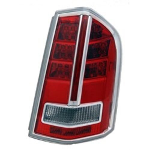 2011 CHRYSLER 300 PASSENGER SIDE TAIL LIGHT ASSEMBLY – CH2801200C