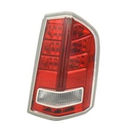 2013 CHRYSLER 300 PASSENGER SIDE TAIL LIGHT ASSEMBLY – CH2819134C