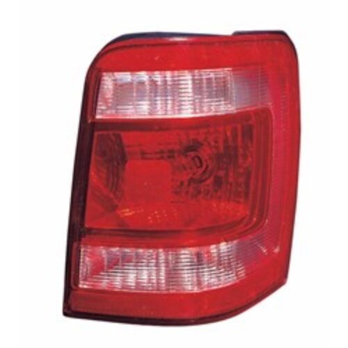 2008 FORD ESCAPE PASSENGER SIDE TAIL LIGHT LENS AND HOUSING – FO2801210C