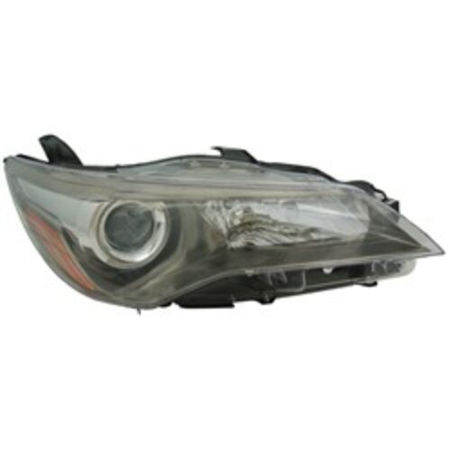 2015 TOYOTA CAMRY PASSENGER SIDE HALOGEN HEADLIGHT ASSEMBLY – TO2503224C